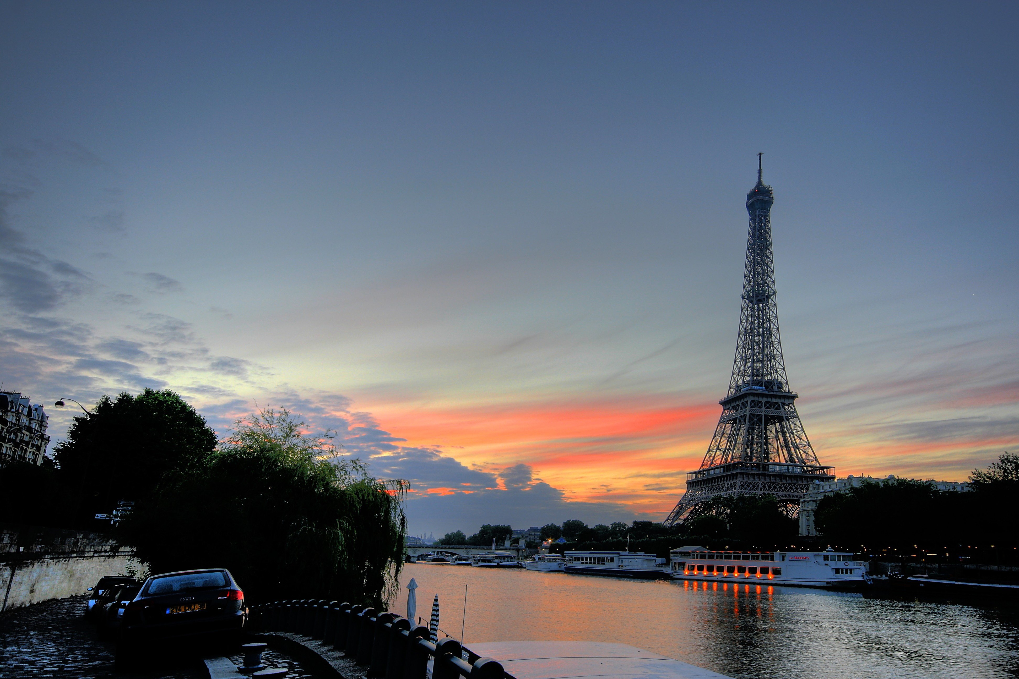 Paris France Eiffel Tower Wallpaper Background