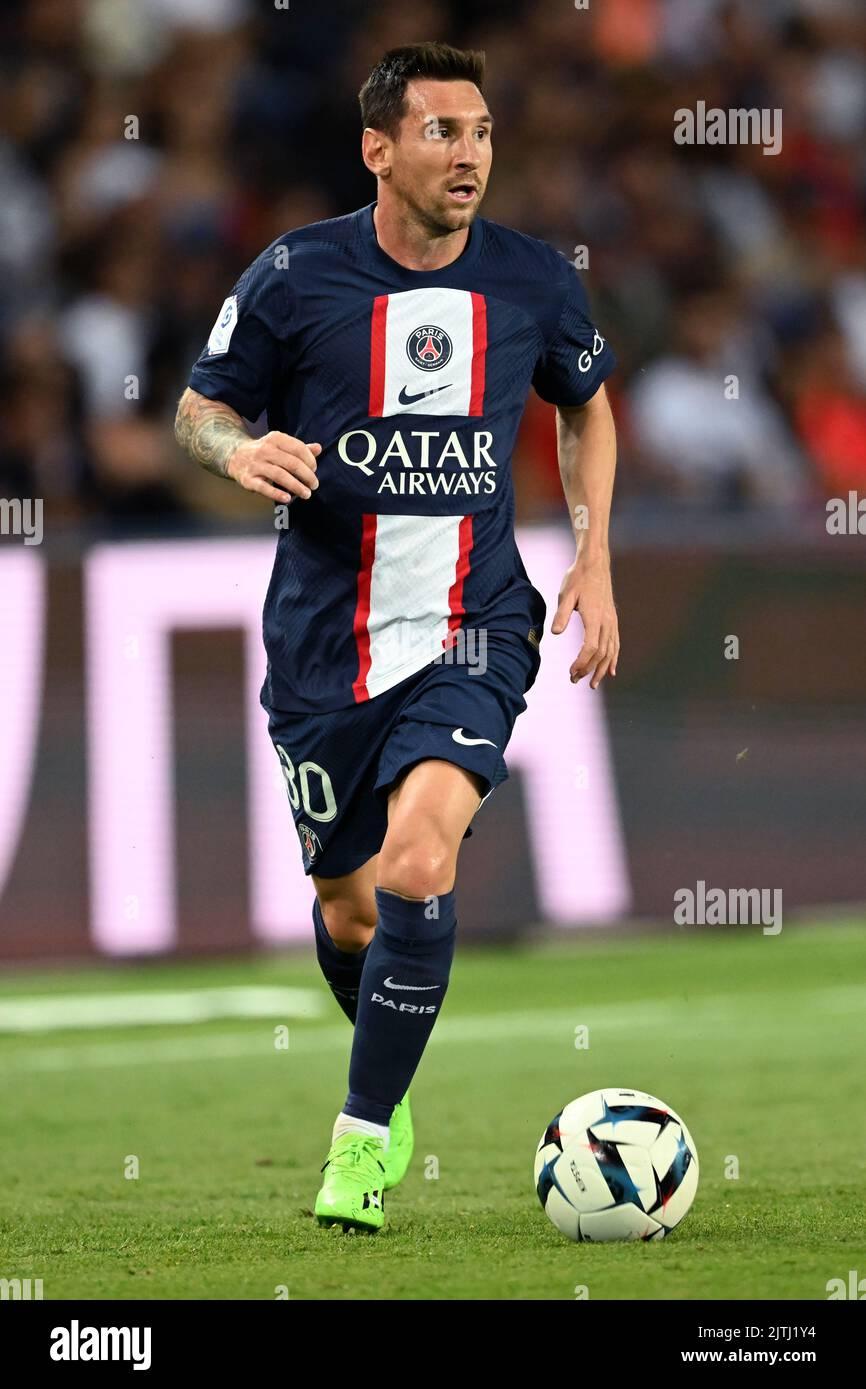 Messi psg hi res stock photography and images