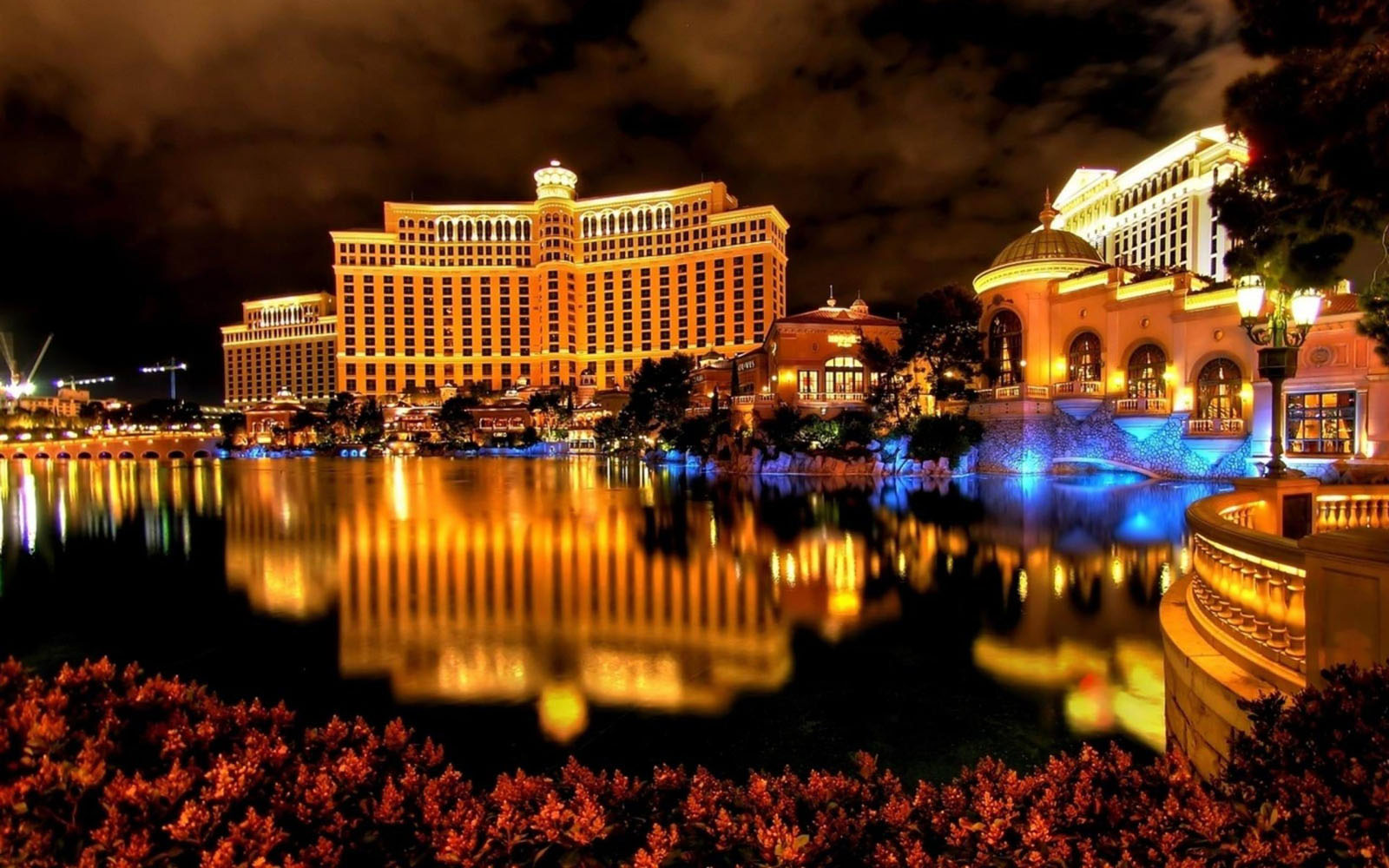 Las Vegas Hotel Wallpaper
