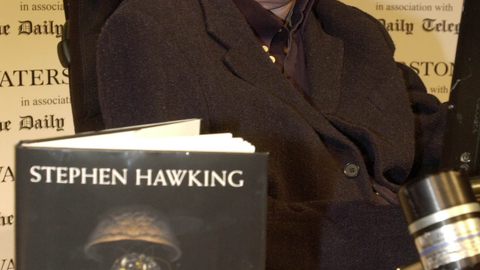 Stephen Hawking 93m9