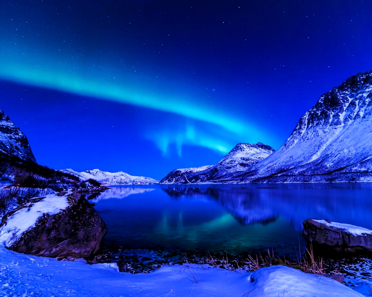 Beautiful Aurora Borealis Wallpaper Desktop Background
