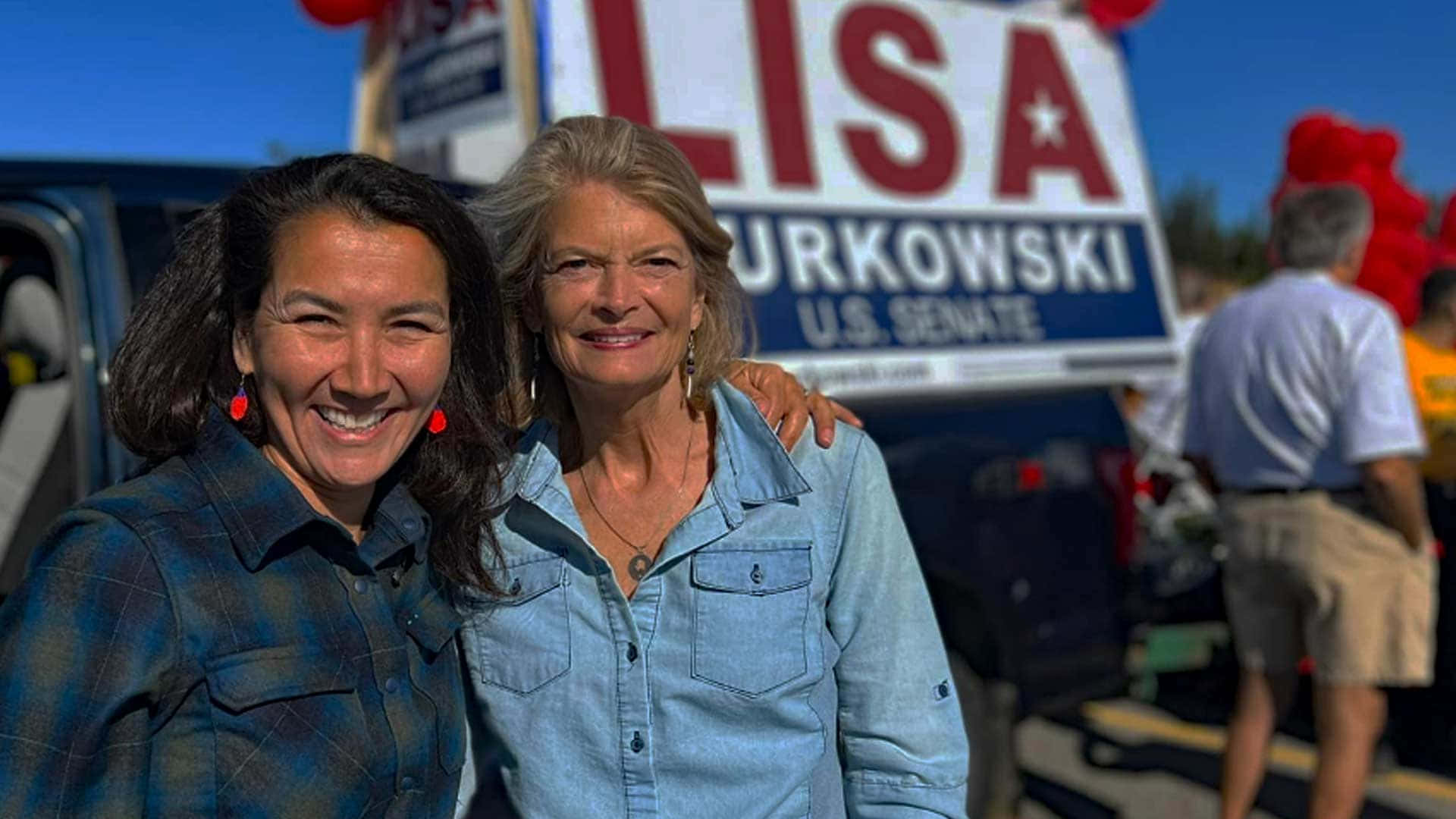 Lisa Murkowski Campaign Trail Wallpaper