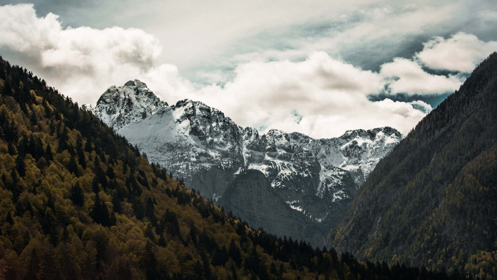 Mountain Aesthetic Wallpaper