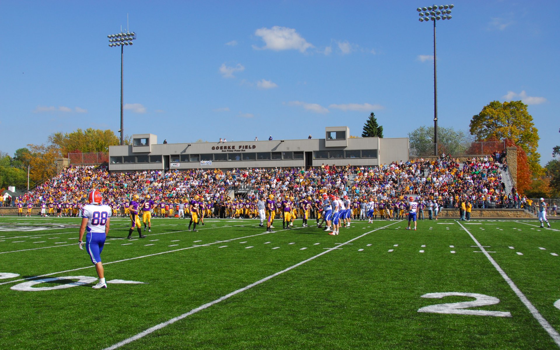 University Of Wisconsin Schools College Football Stadium Wallpaper