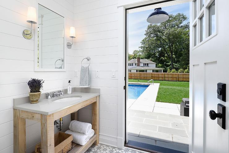 Bathroom White Quartz Countertops Design Decor Photos Pictures