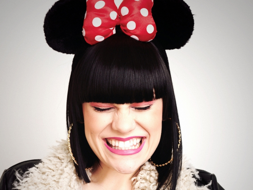 Cute Jessie J Wallpapers and Pics   Celebrity Wallpapers   Hollywood