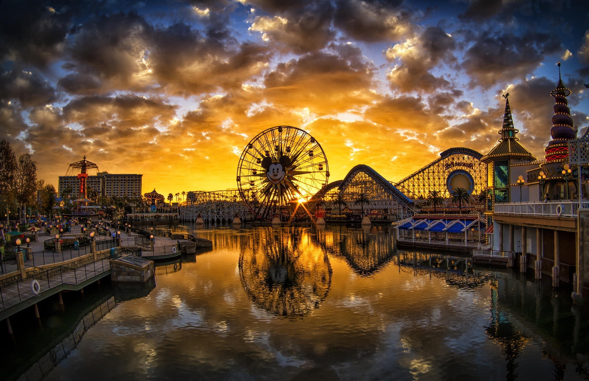 City River Ferris Wheel Reflection Pier California Disneyland Sunset Theme Parks Wallpaper