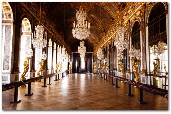Palace Of Versailles Wallpaper