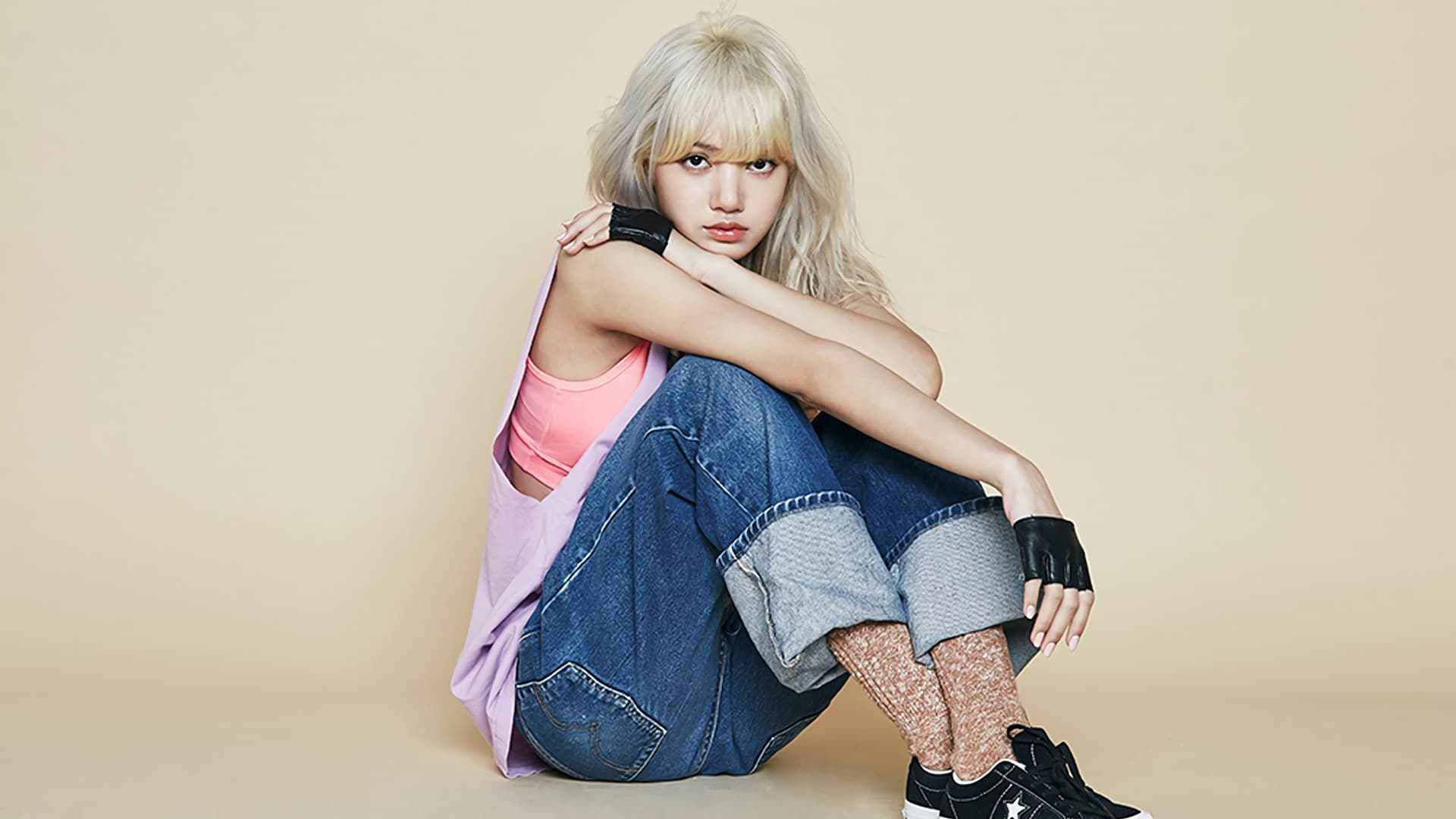 Lalisa Manoban Wallpaper