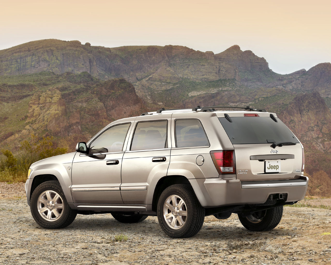 Jeep Grand Cherokee S Limited Image Picture Wallpaper