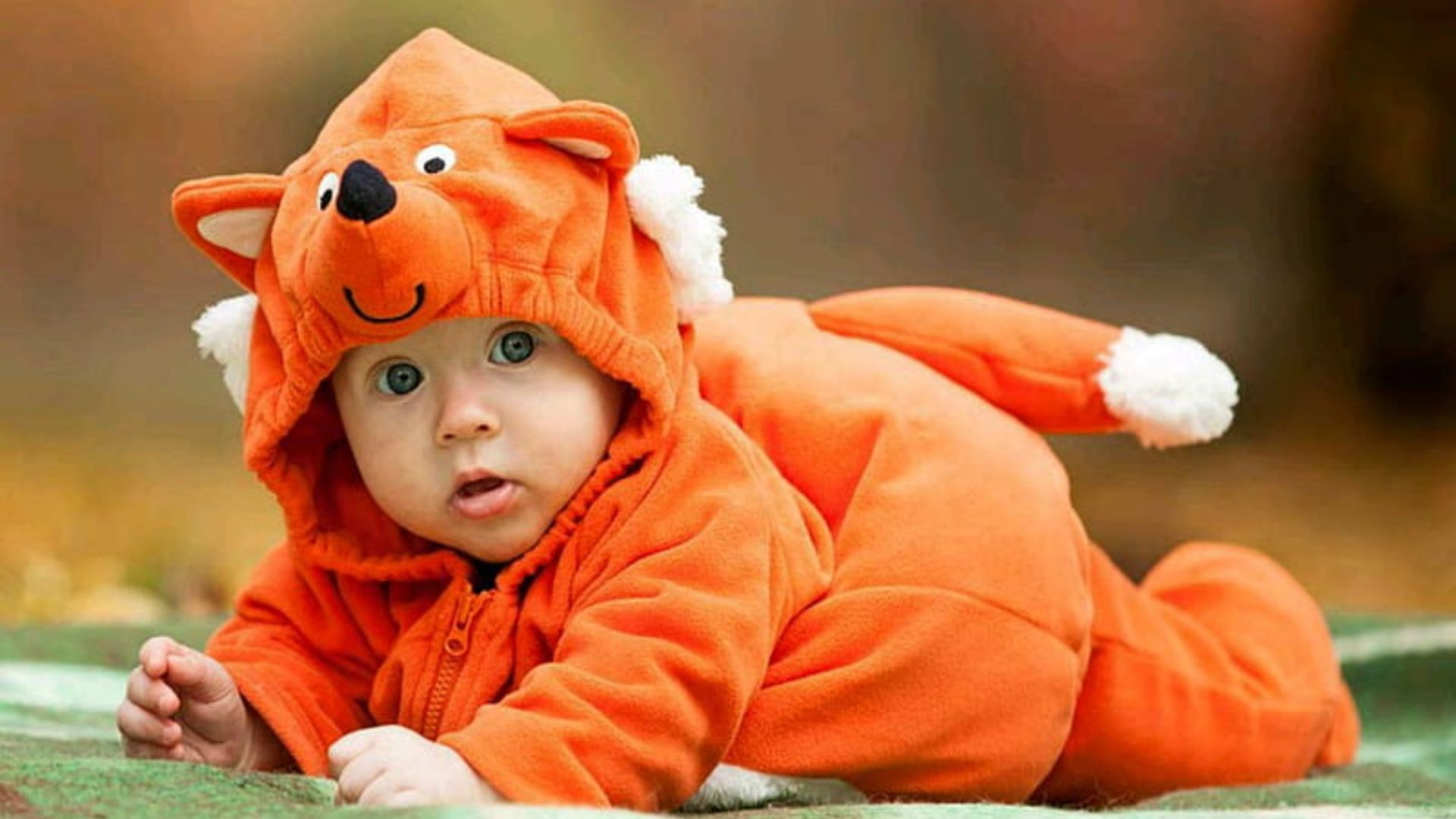 Very Cute Baby Wallpaper