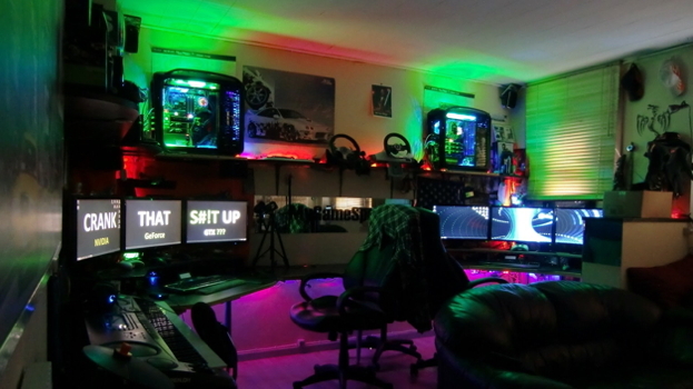 As A Bonus Here Is Pc Gaming Setup From German Gamer That
