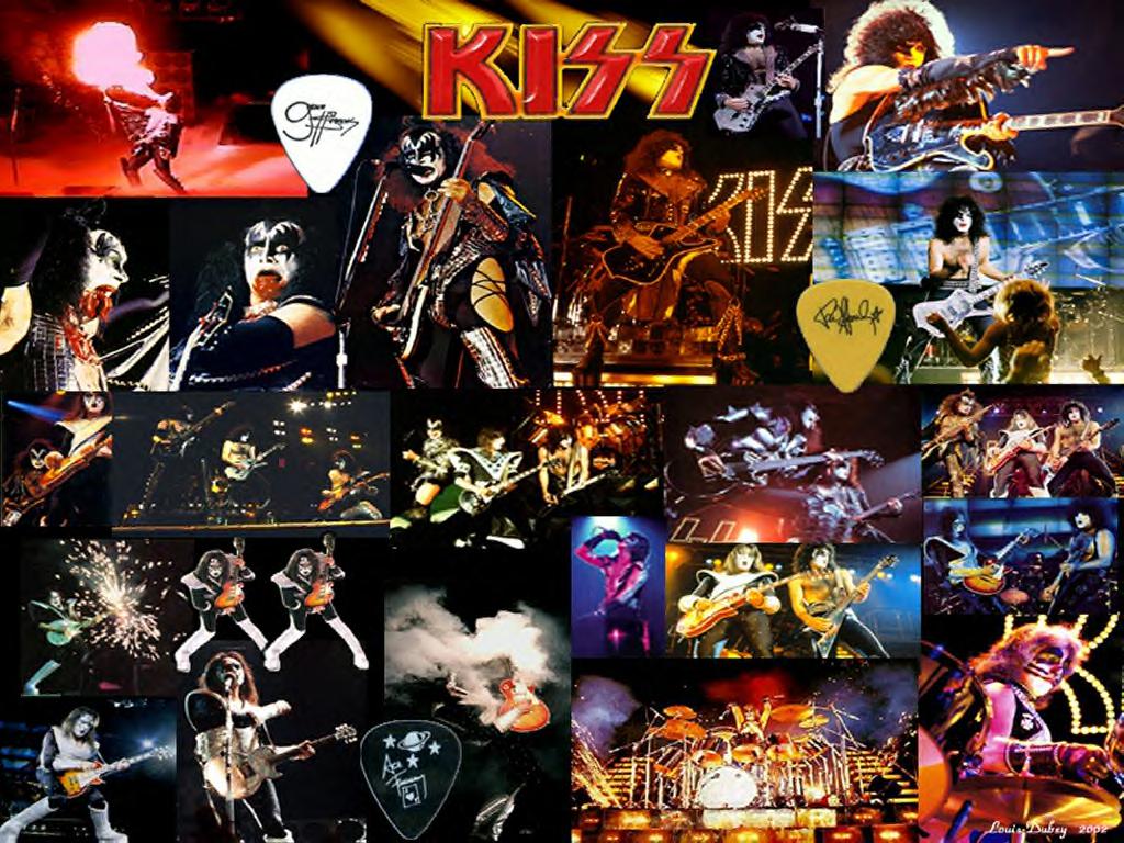 Kiss Wallpaper