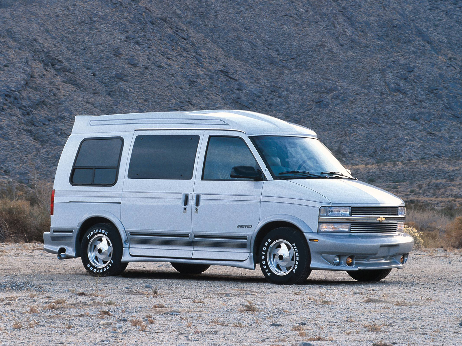 Wallpaper Chevrolet Astro Conversion Van