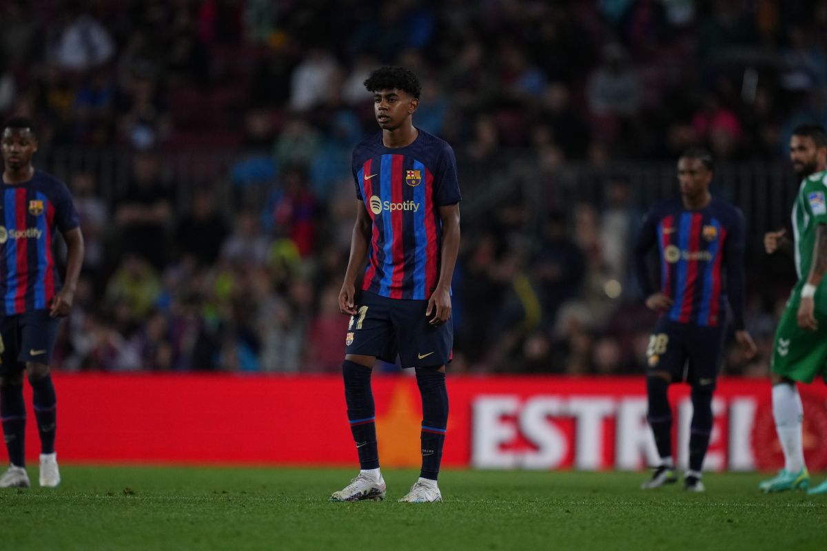 Lamine Yamal of FC Barcelona in action during a match