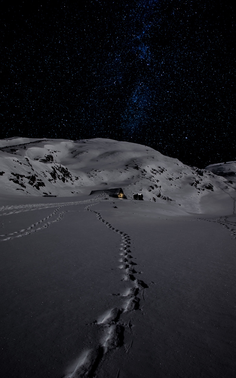 Wallpaper Night Snow Mountains Footprints
