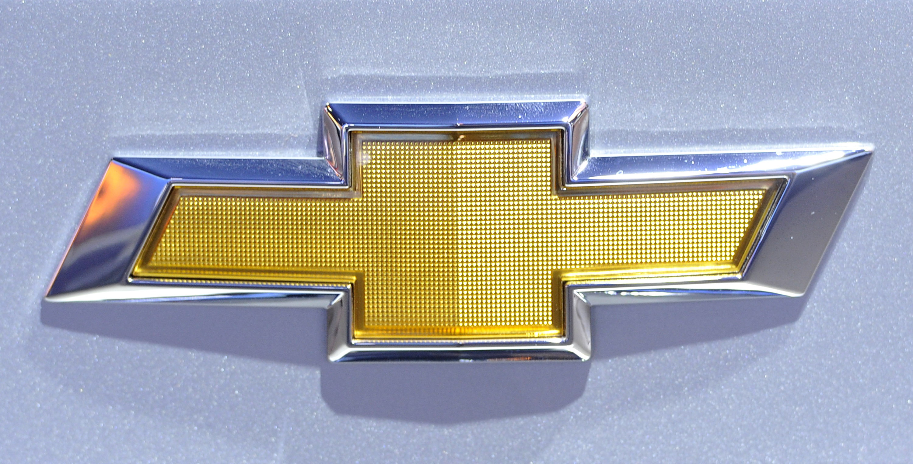 Logo Chevrolet Gold Wallpaper HD Cool