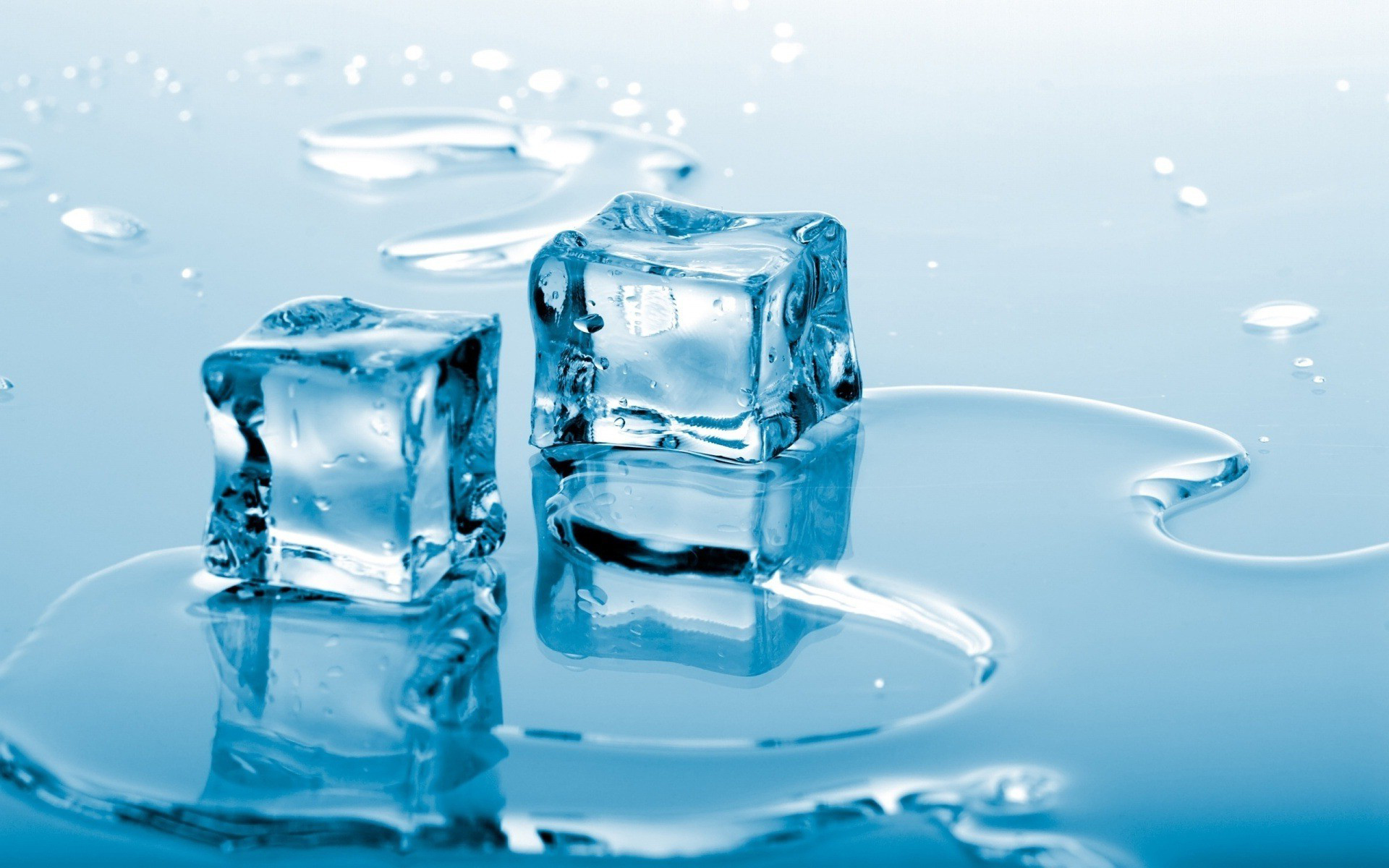 Ice Cubes In Water Windows Theme All For