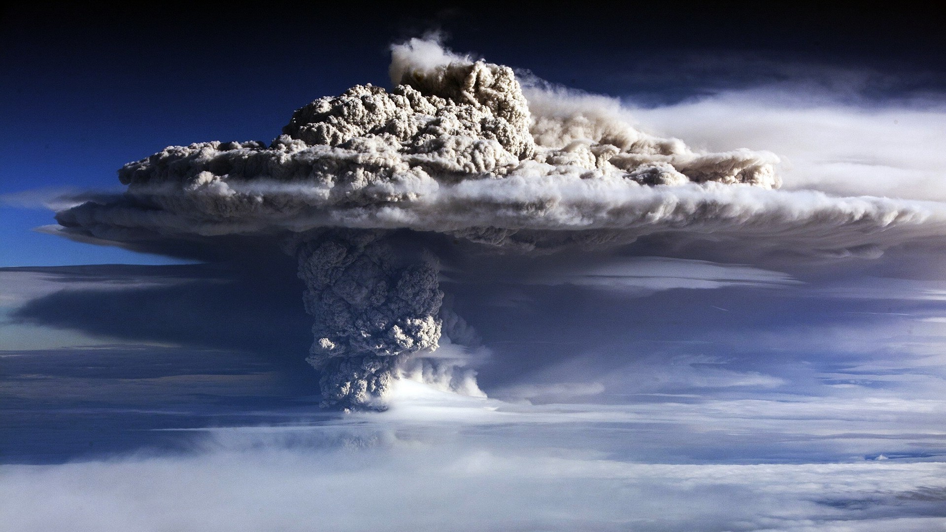 Nature Volcano Explosion Smoke Wallpaper