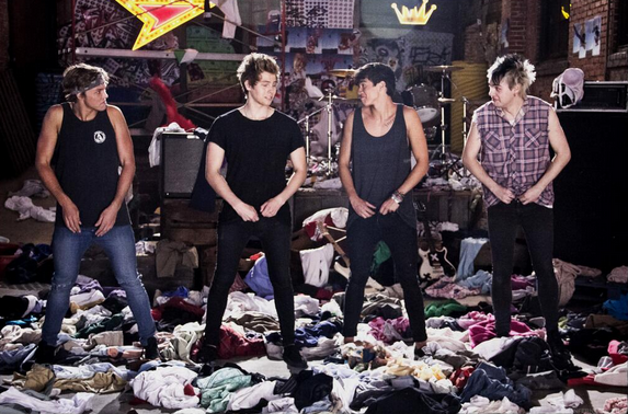 5sos Teases New Song Bop And Tiger Beat Online