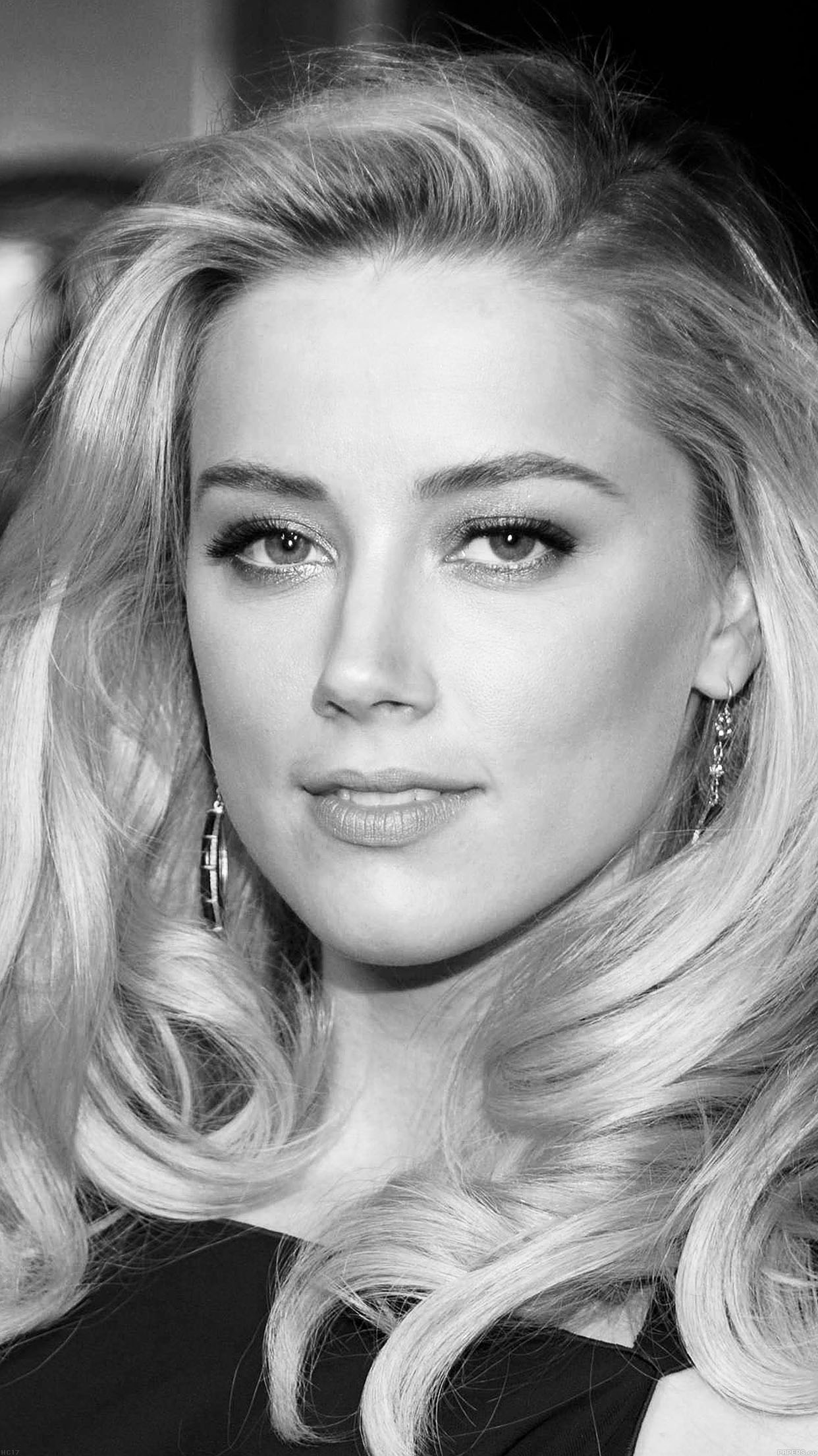 Free download Amber Heard Black Dress Hollywood Star Android wallpaper