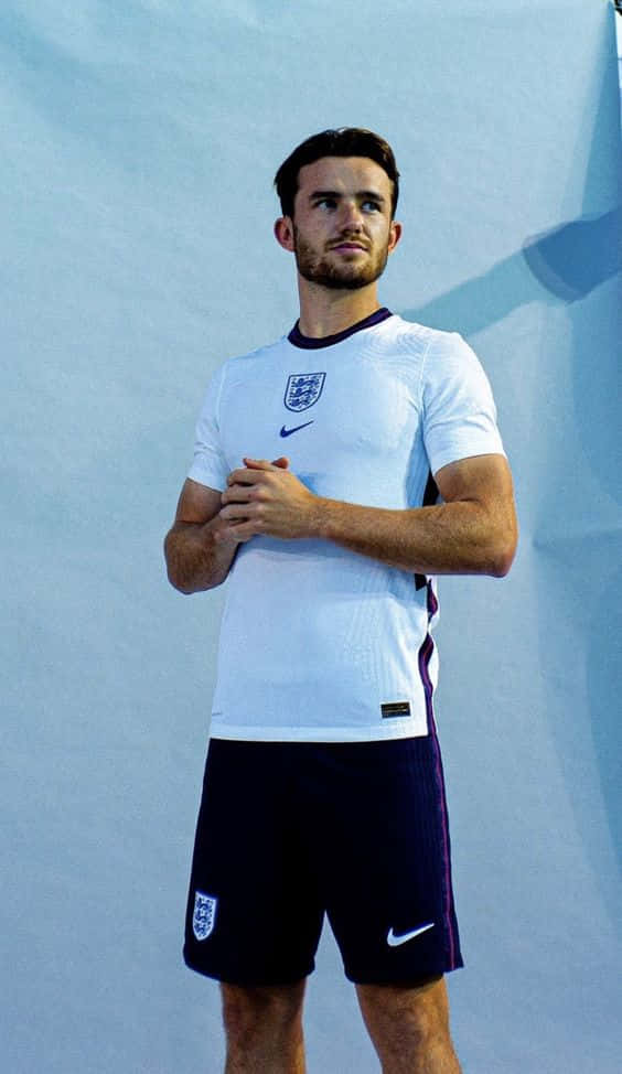 Football Player Ben Chilwell Standing Tall Q26xeyp2f5kraer4 Wallpaper