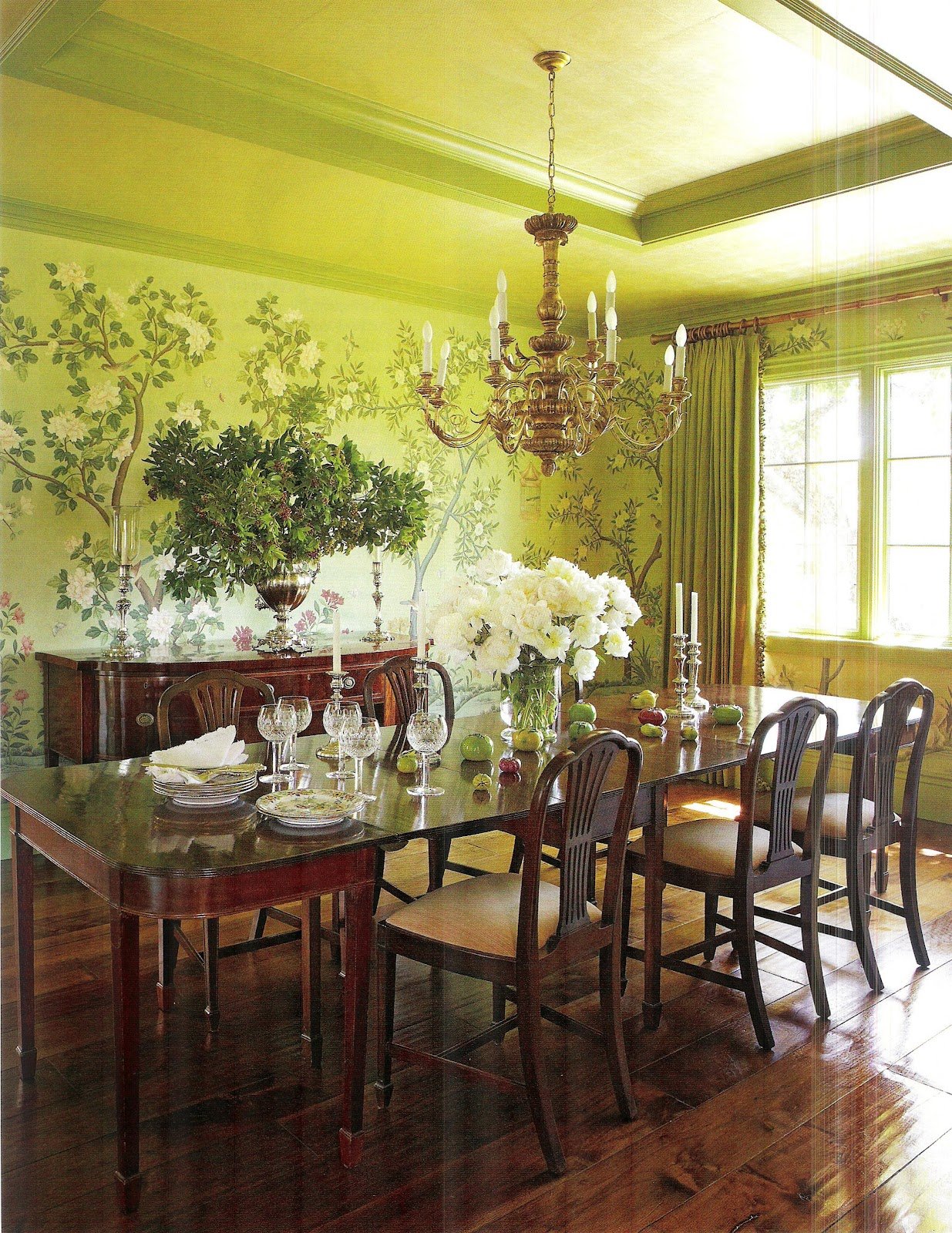 Gracie chinoiserie wallpaper wraps the dining room