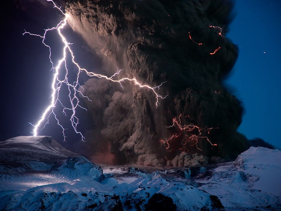 Eyjafjallajokull Volcano Lightning Iceland