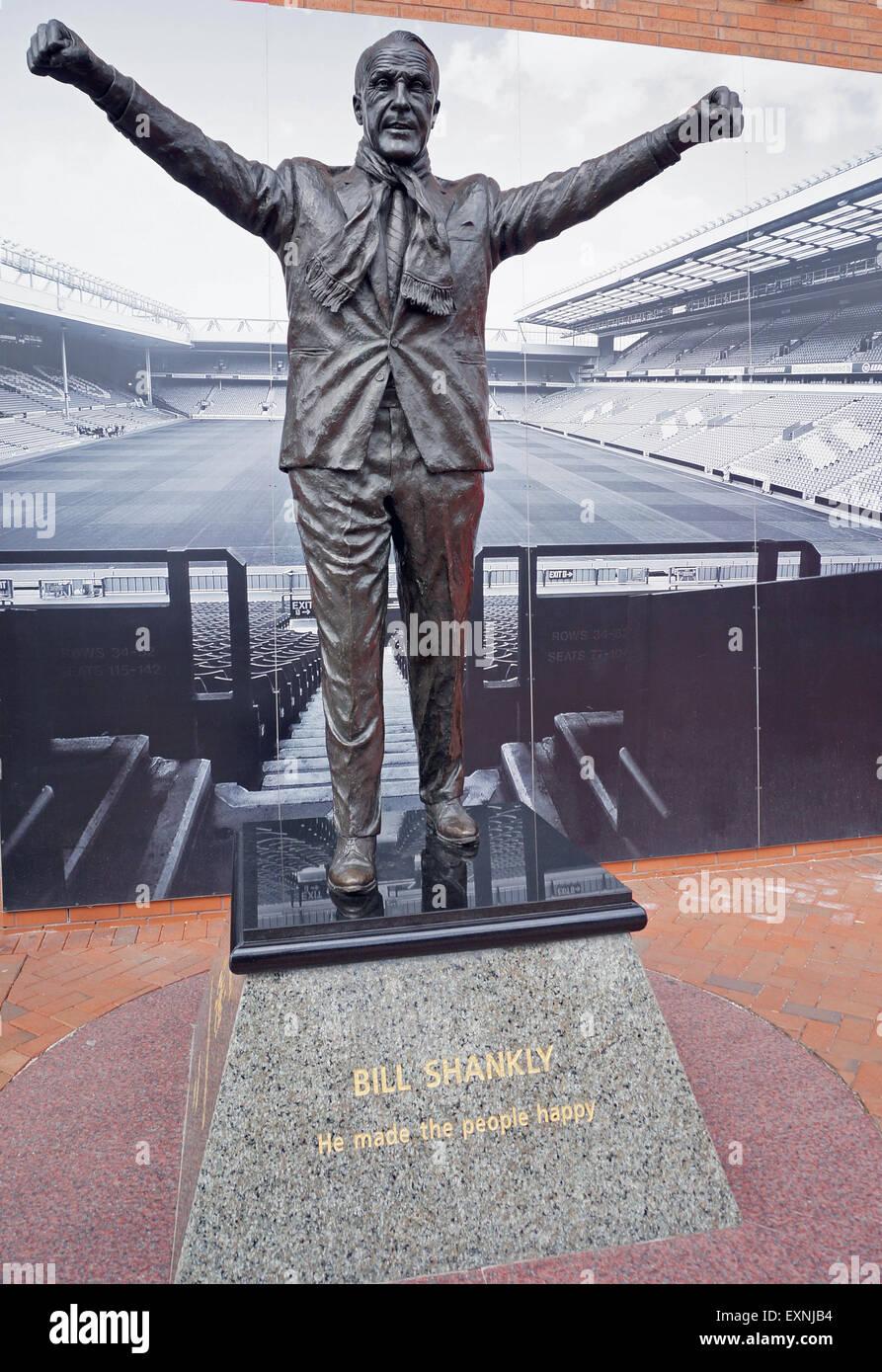 Statue Of Bill Shankly Anfield Liverpool Stock Photo