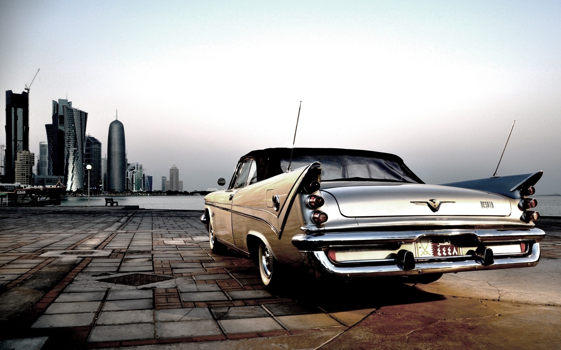 Chrysler 300 old classic car pictures for desktop and wallpaper