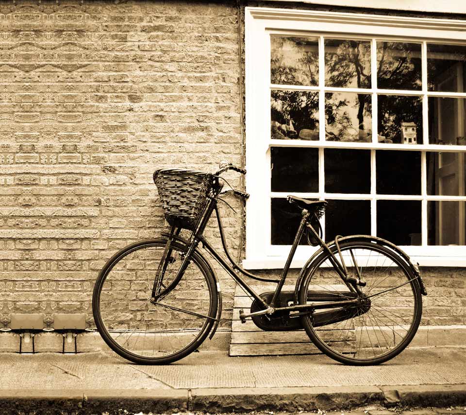 Retro Bike Bicycle Old Cambridge Monotone Wall