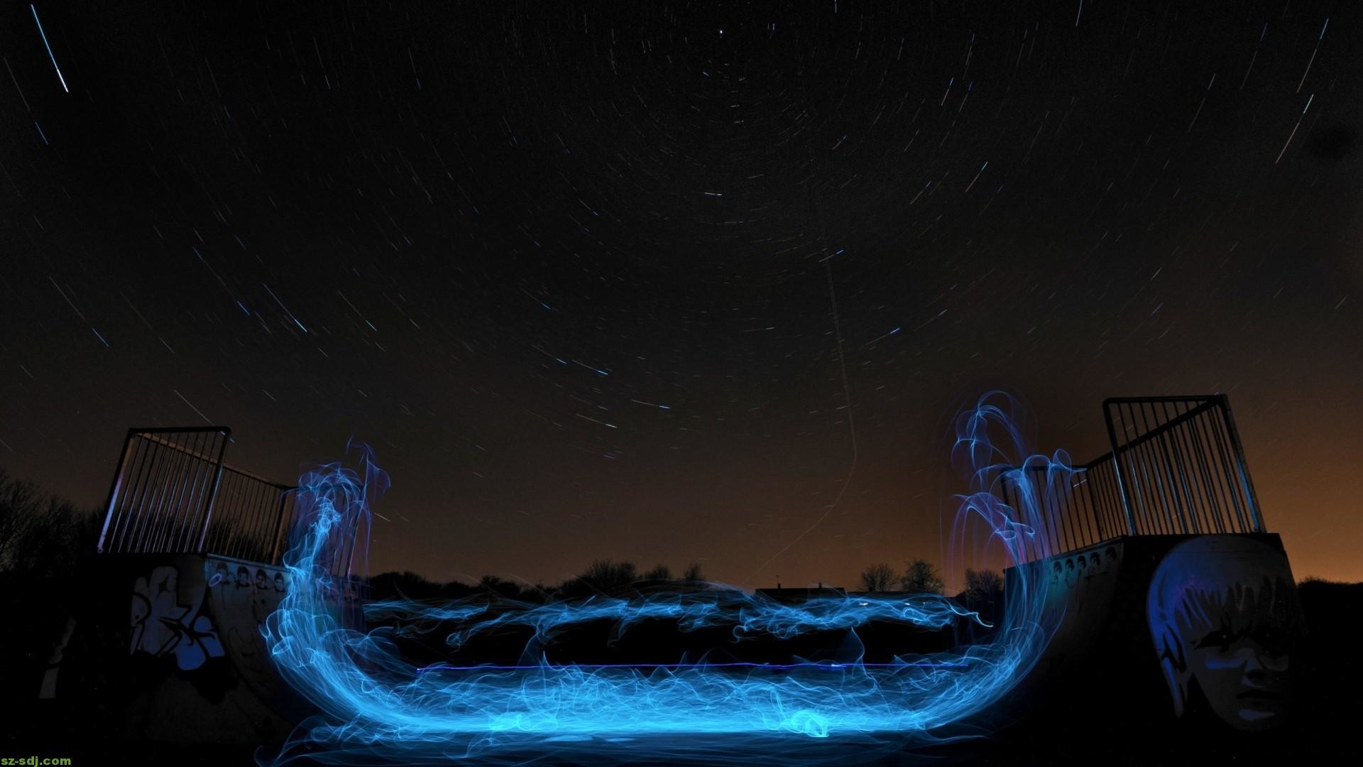 Glow In The Dark Wallpaper