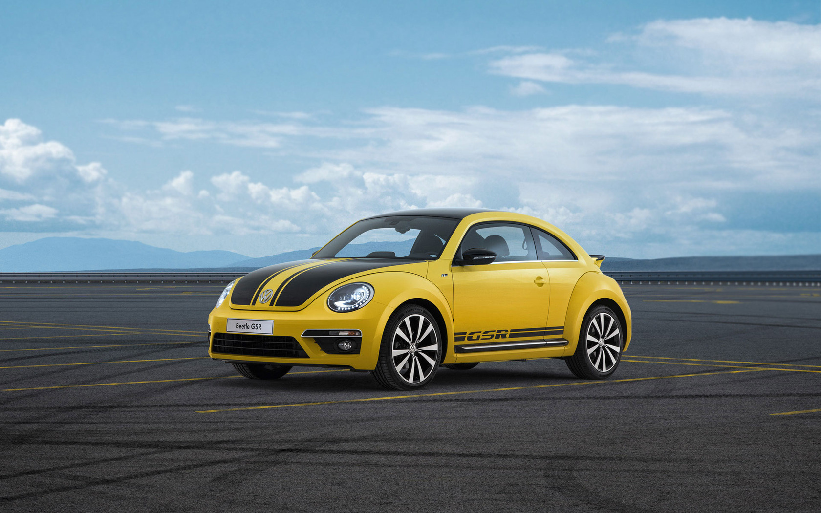 Download 2013 Volkswagen Beetle GSR wallpaper 1680x1050