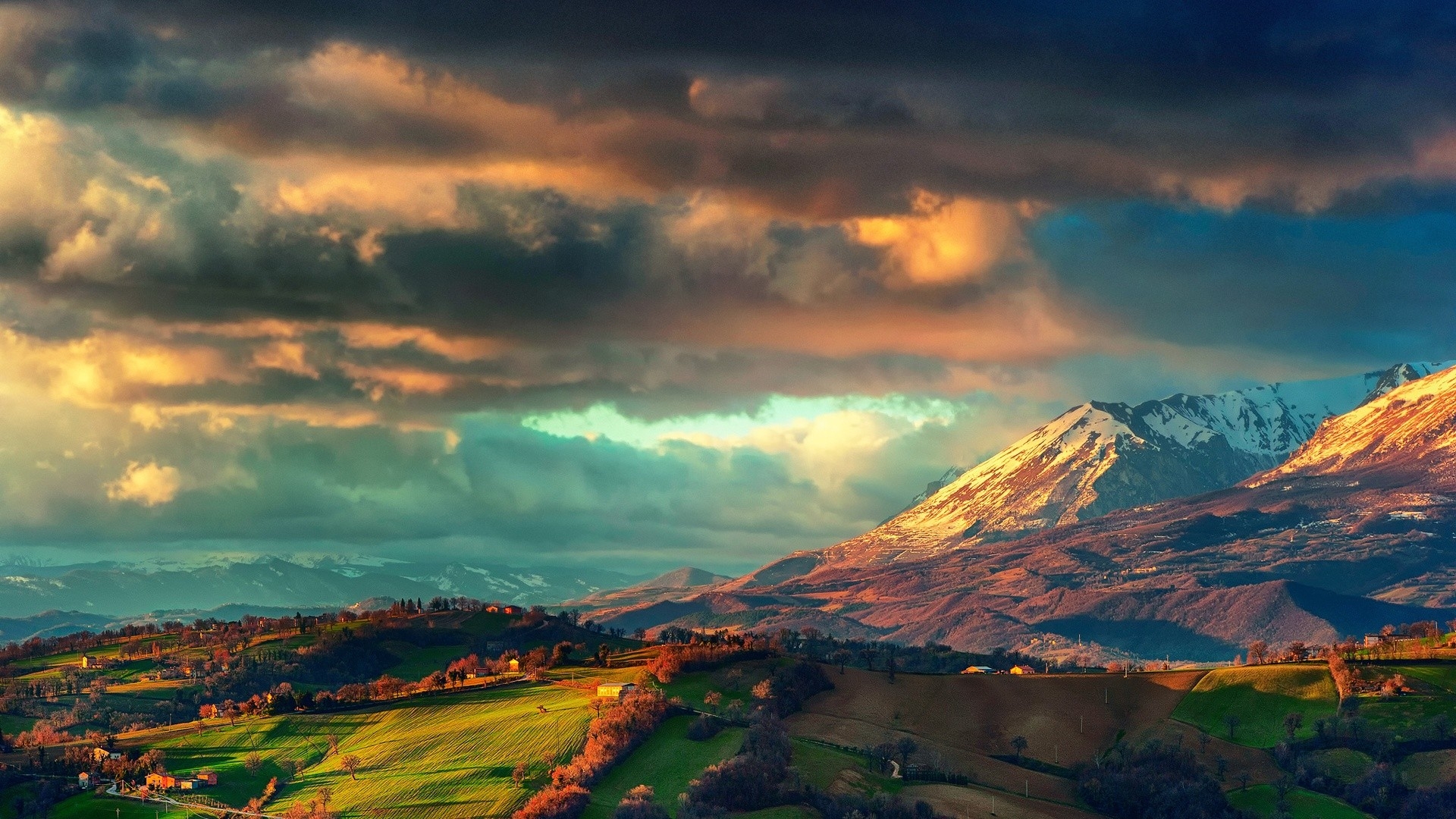 Landscape Green Mountain Valley HD Desktop Wallpaper