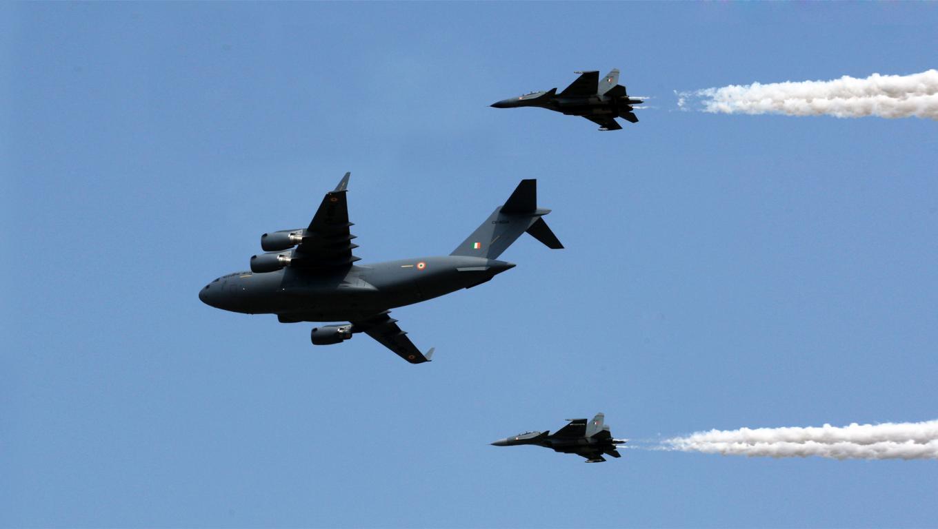 Indian Air Force Su Mki And C Globemaster Iii HD