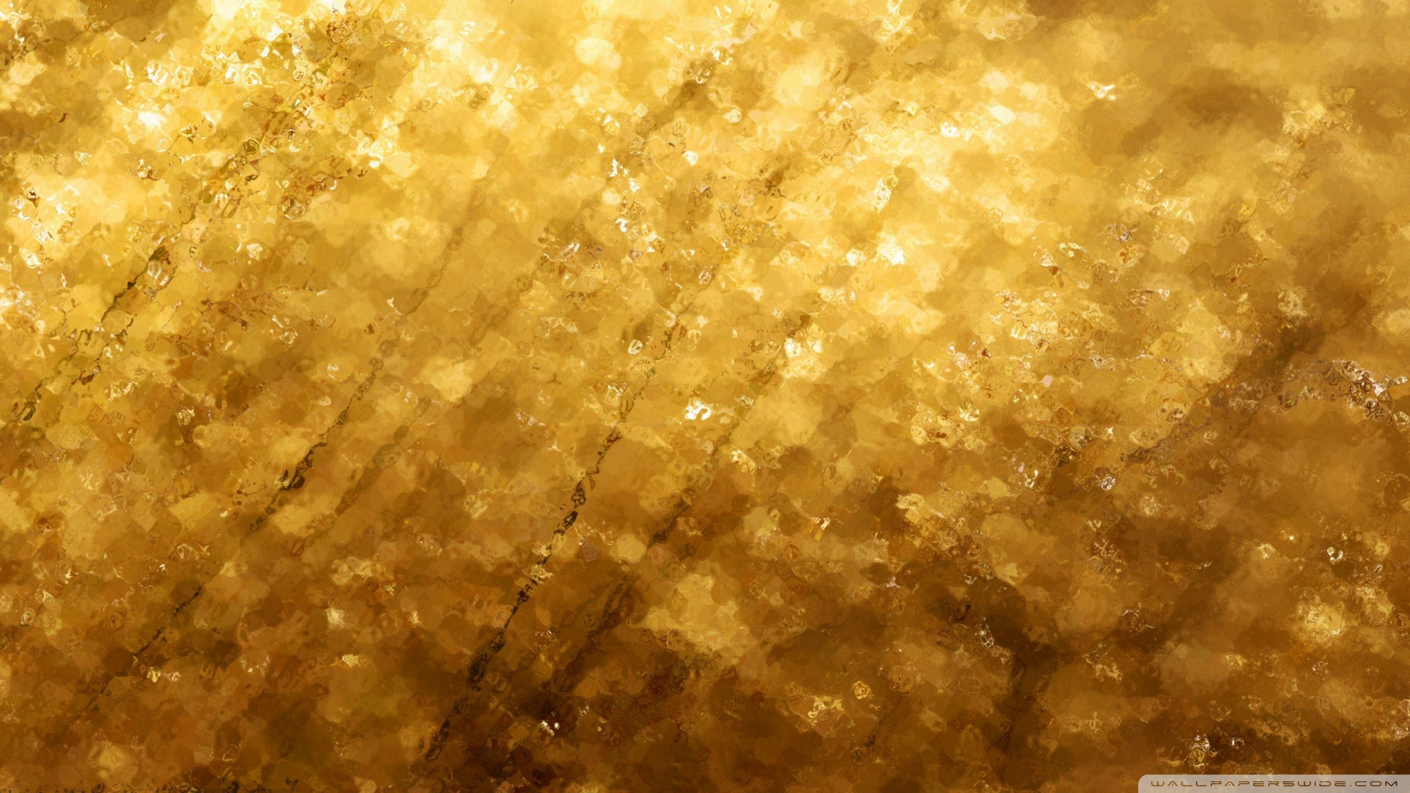 Chất liệu vàng lấp lánh trên bề mặt của hình ảnh này khiến các chi tiết trở nên sống động và rực rỡ hơn bao giờ hết. Hãy bấm vào đây để chiêm ngưỡng tinh hoa vàng đỉnh cao!