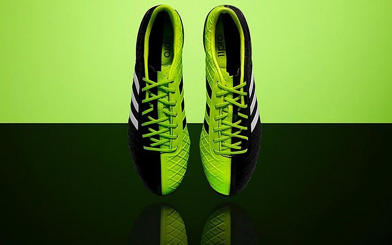 Adidas Adipure 11pro Super Light Football Boots Wallpaper