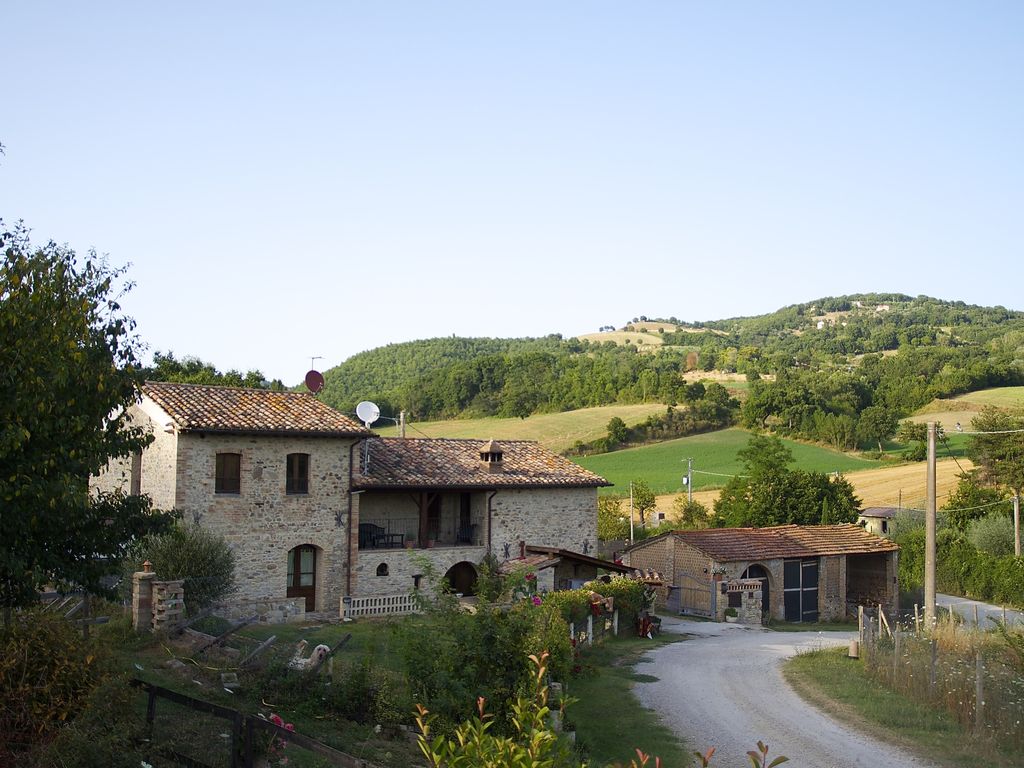 Farmhouse In Umbria Close To Famous Historical Towns Home Style