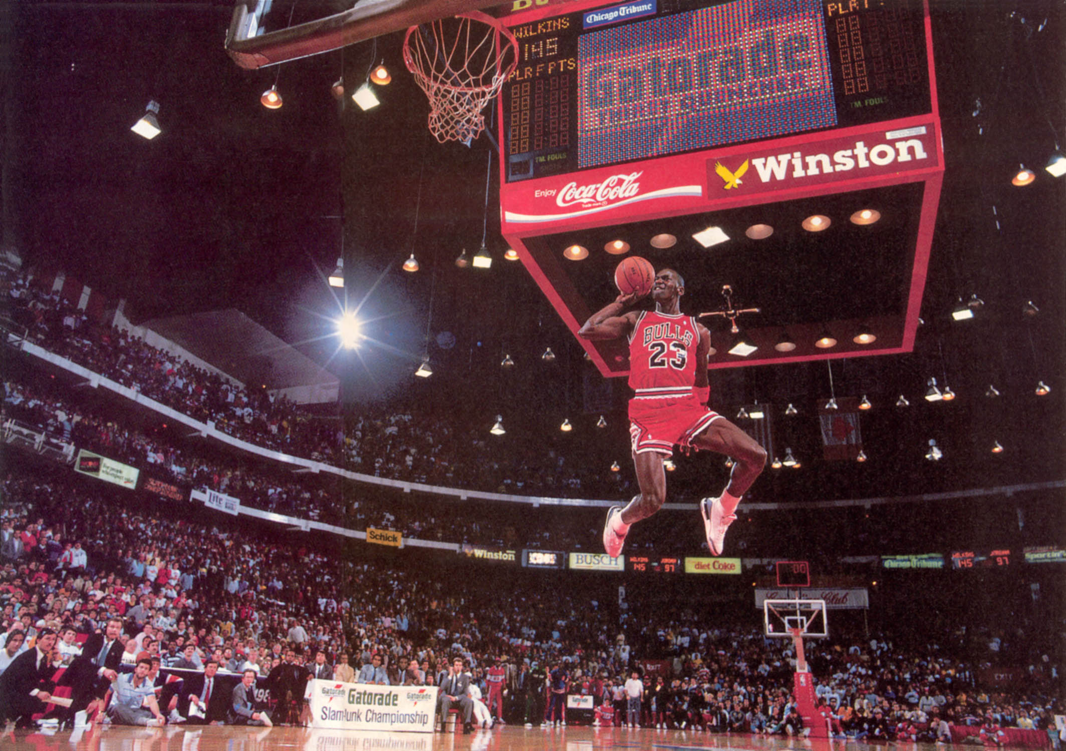 Michael Jordan Dunk Contest Freethrow line Wallpaper