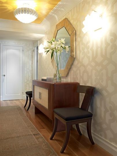 Another Hallway That Bold Patterned Wallpaper Is Hot