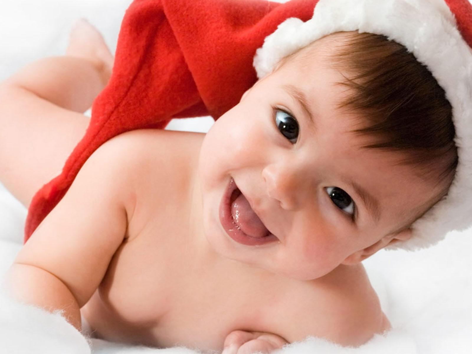 wallpapers Cute Babies Smiling Wallpapers 1600x1200