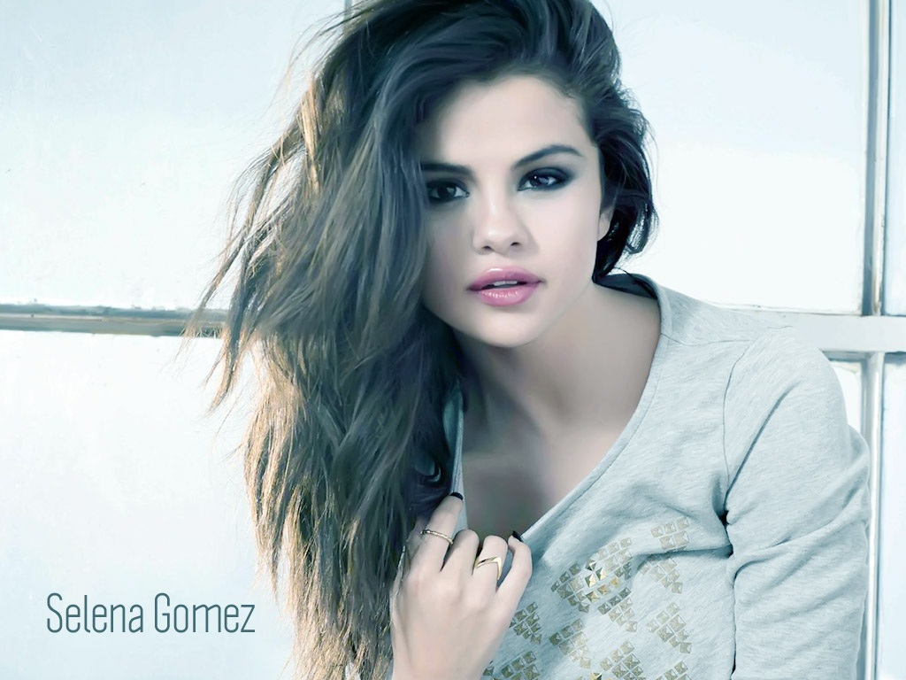 Selena Gomez Sexy Wallpaper Sensational And Hot