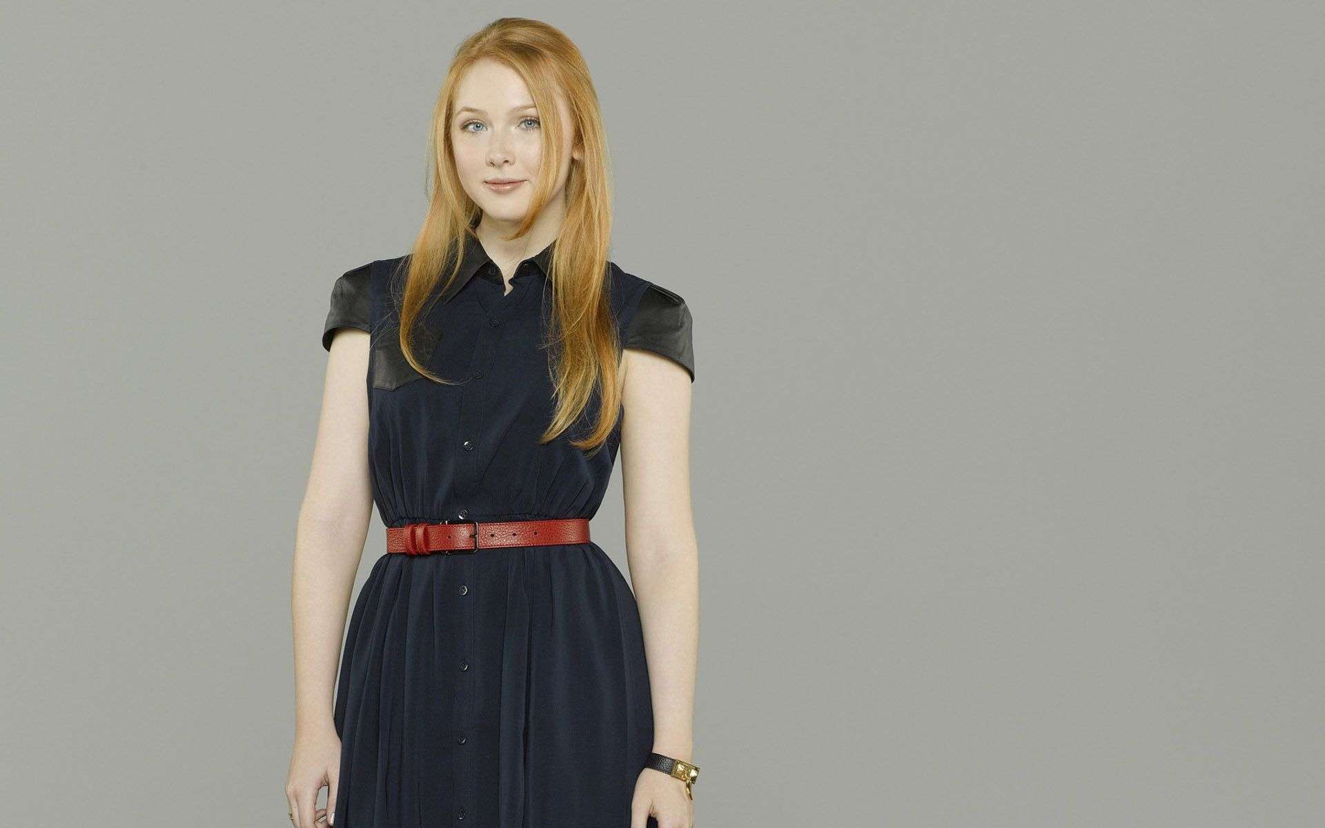 Molly C Quinn Wallpaper Image Photos Pictures Background