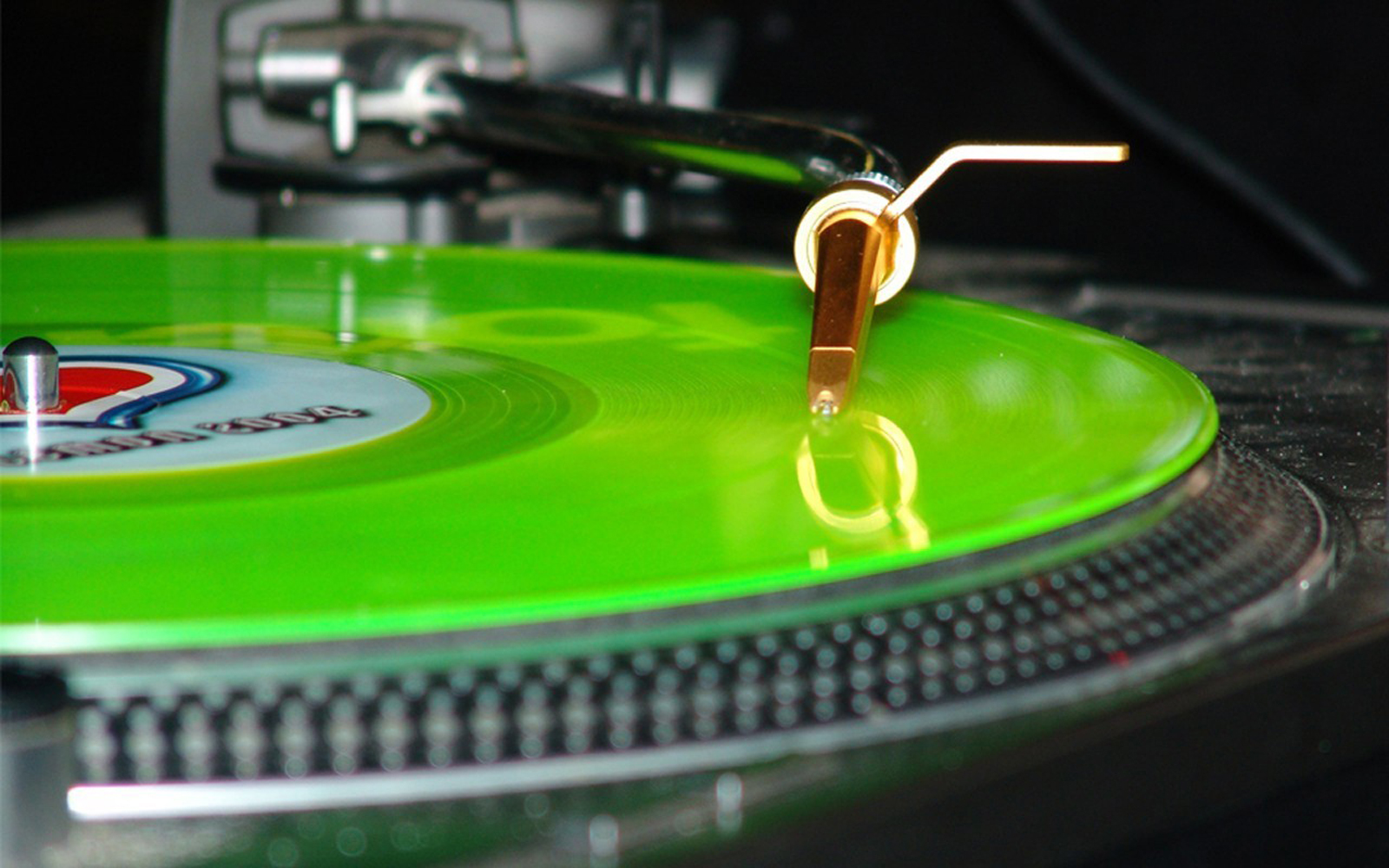 Dj Turntable Wallpaper HD Showing Pix For