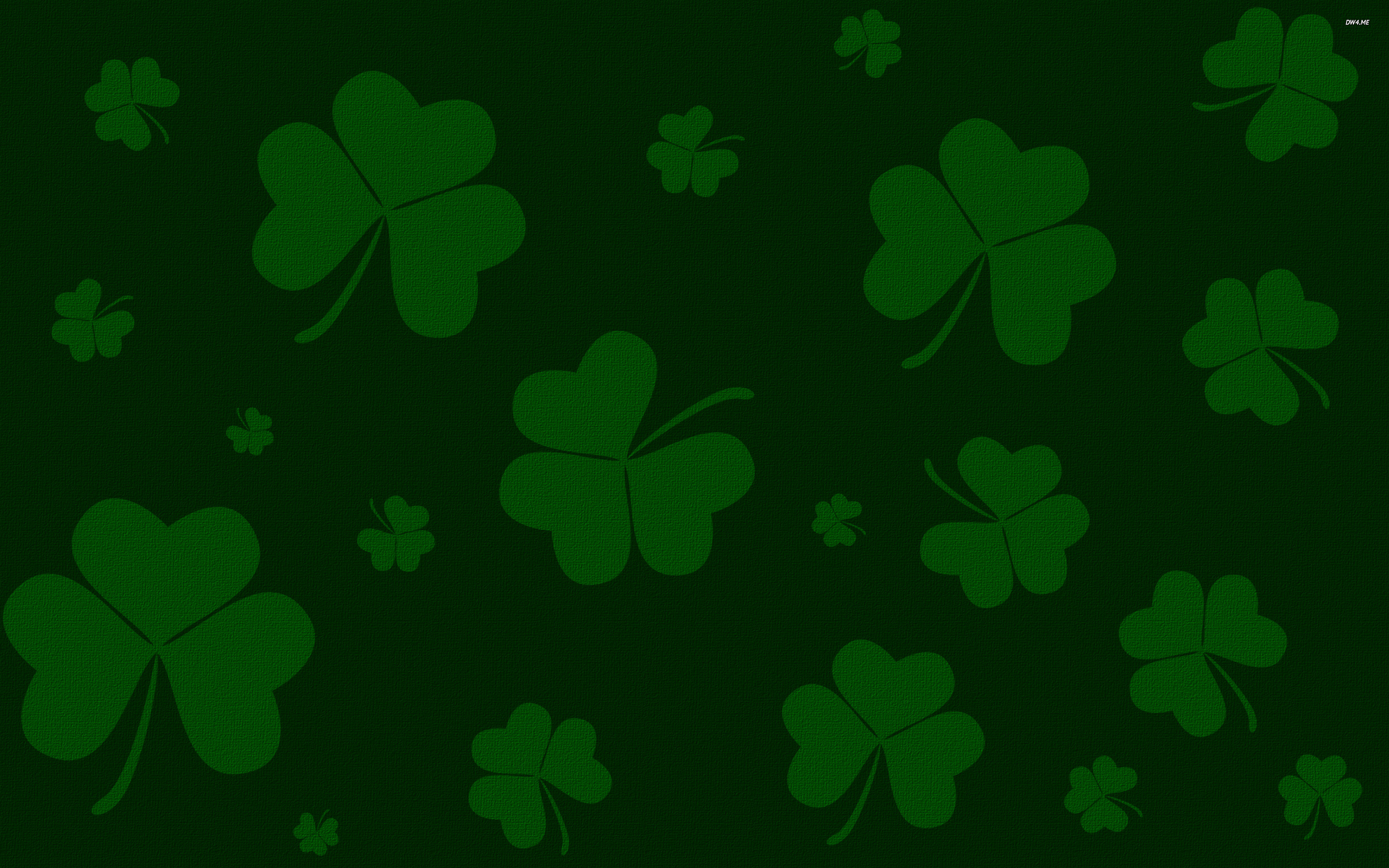 Clovers Wallpaper Holiday