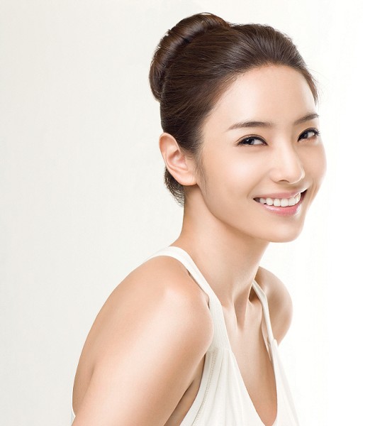 Super Hollywood Han Chae Young Profile Biography
