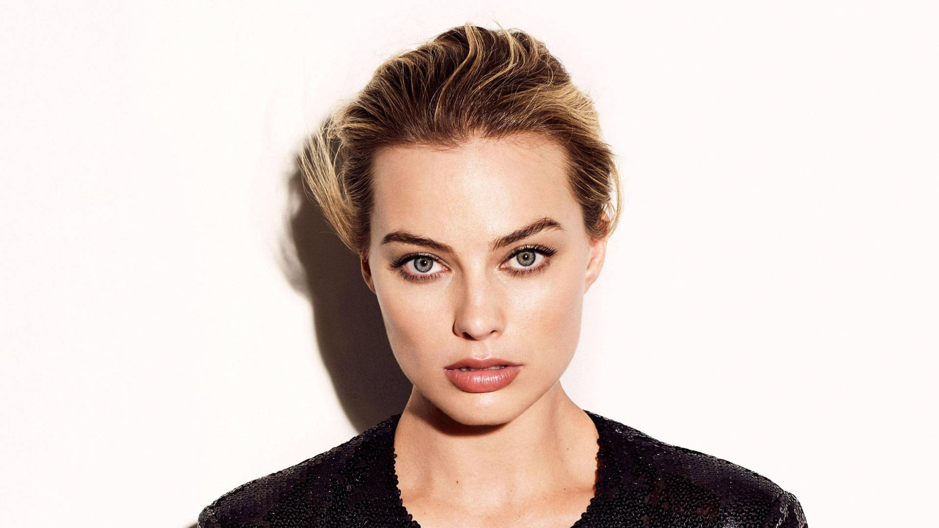 Margot Robbie Wallpaper