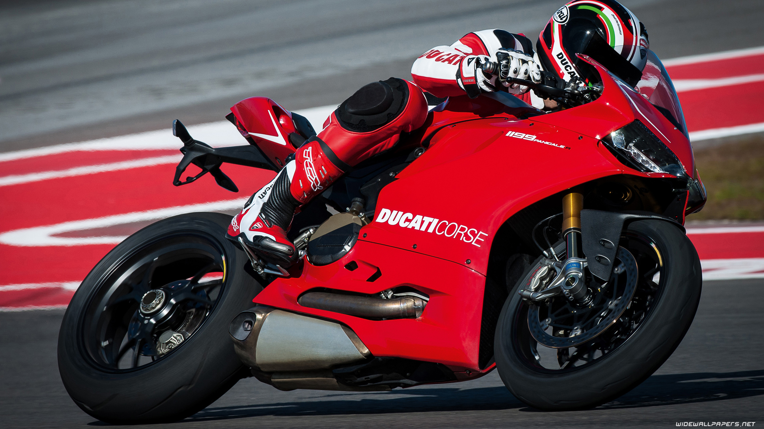 Ducati Superbike 1199 Panigale motorcycle desktop 2560x1440
