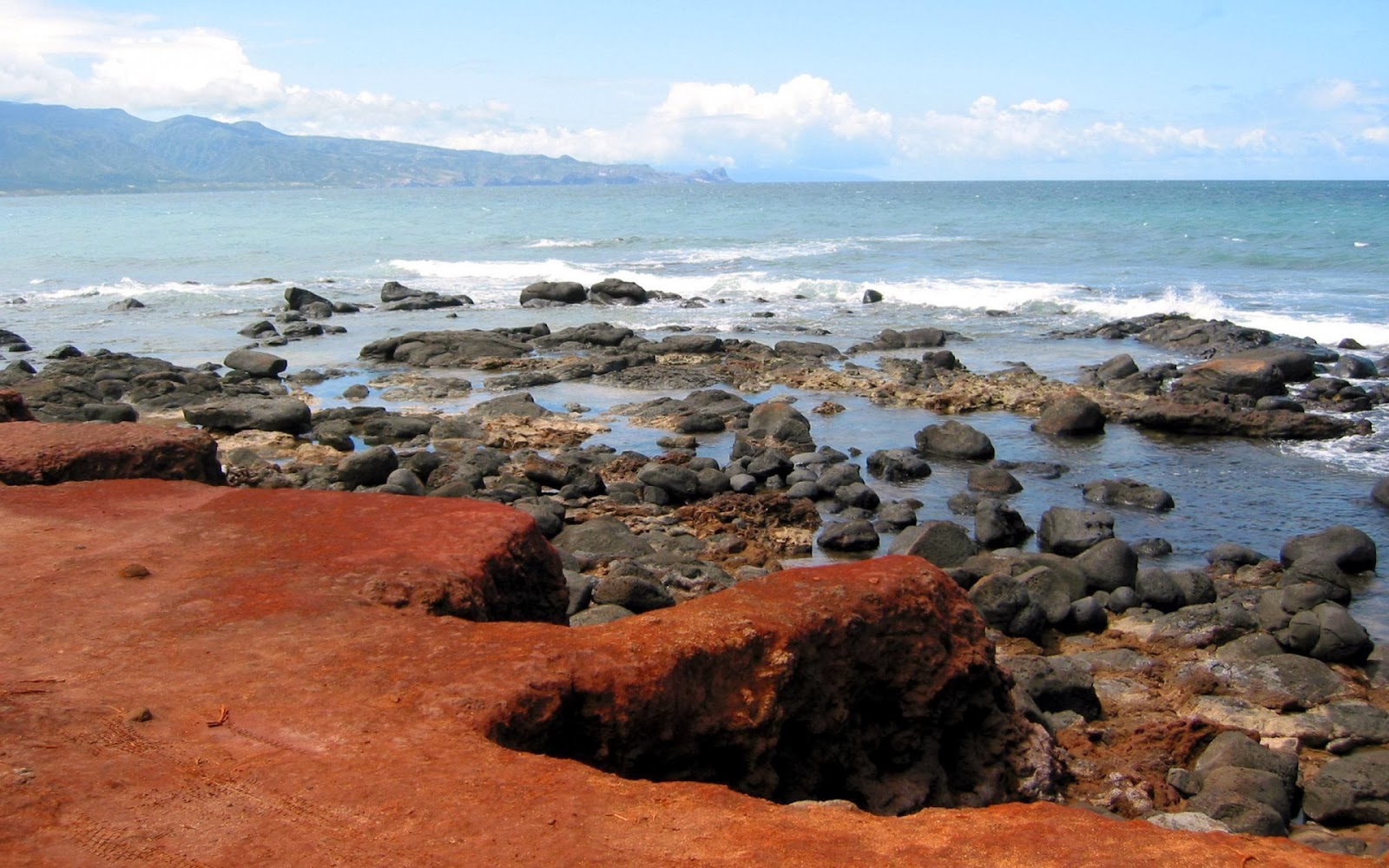 Maui Rocks Full HD Desktop Wallpaper 1080p