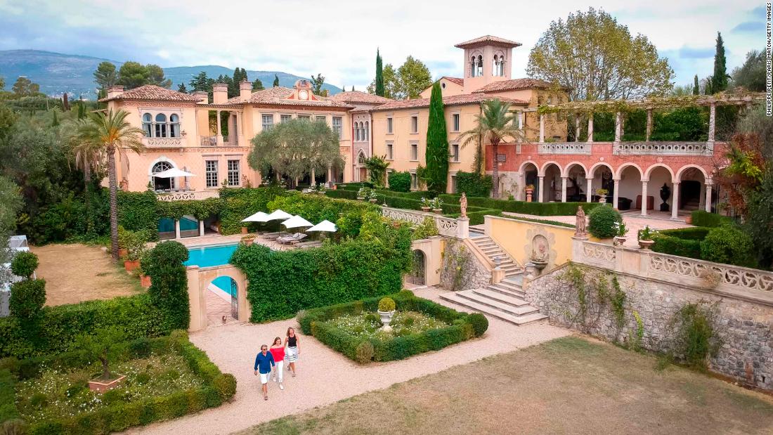 Owner Of Million Chateau Diter Ordered To Demolish It Cnn Style